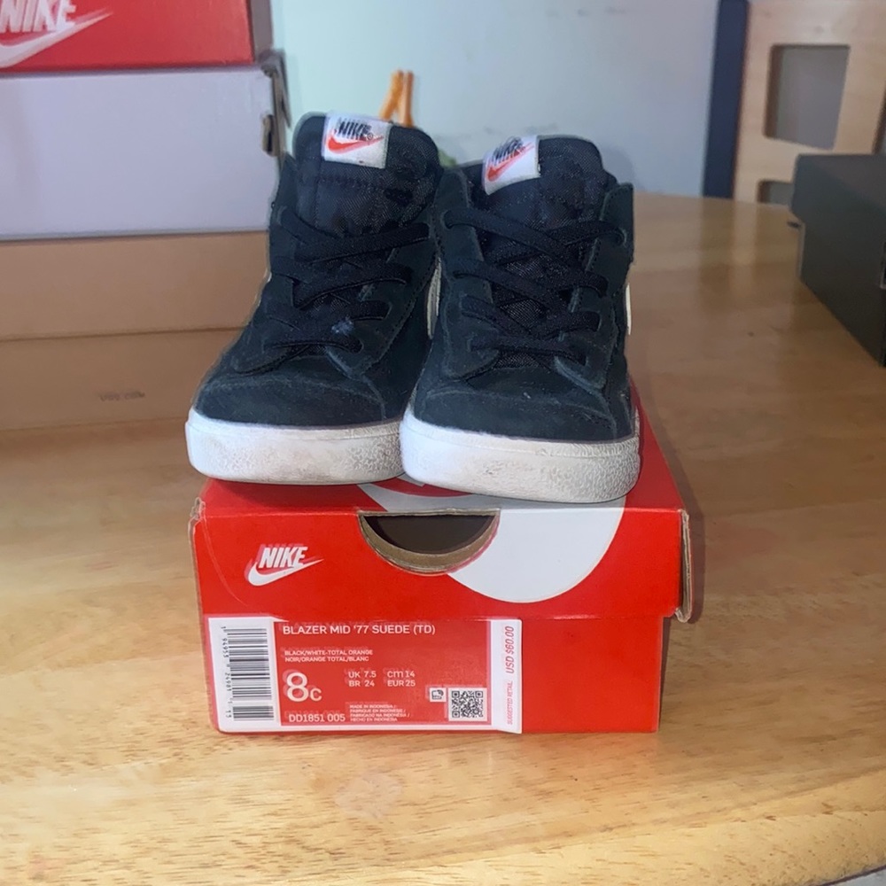 Black and white blazer mid 77 suede